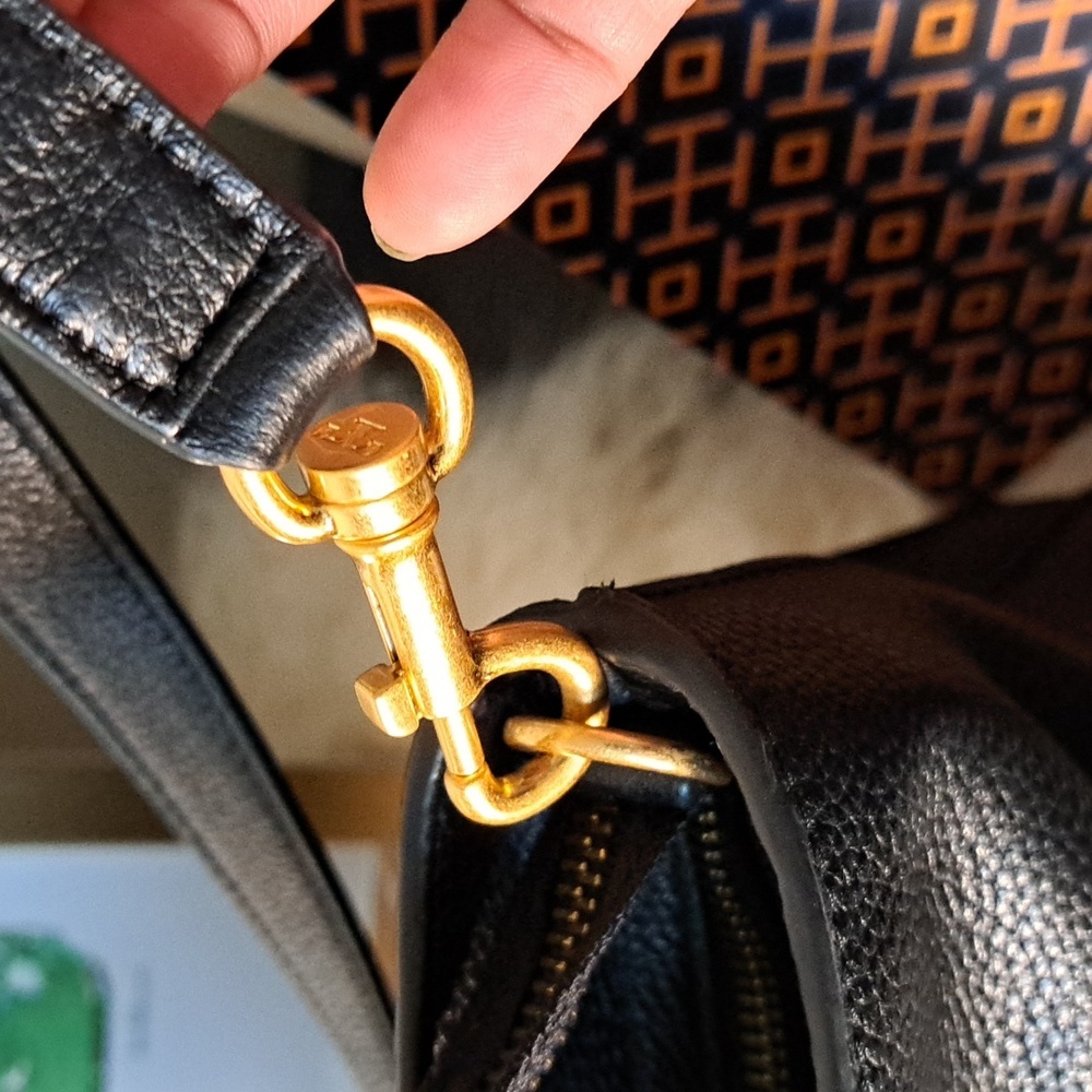 Tory Burch Britten Satchel EUC - Picture 13 of 13